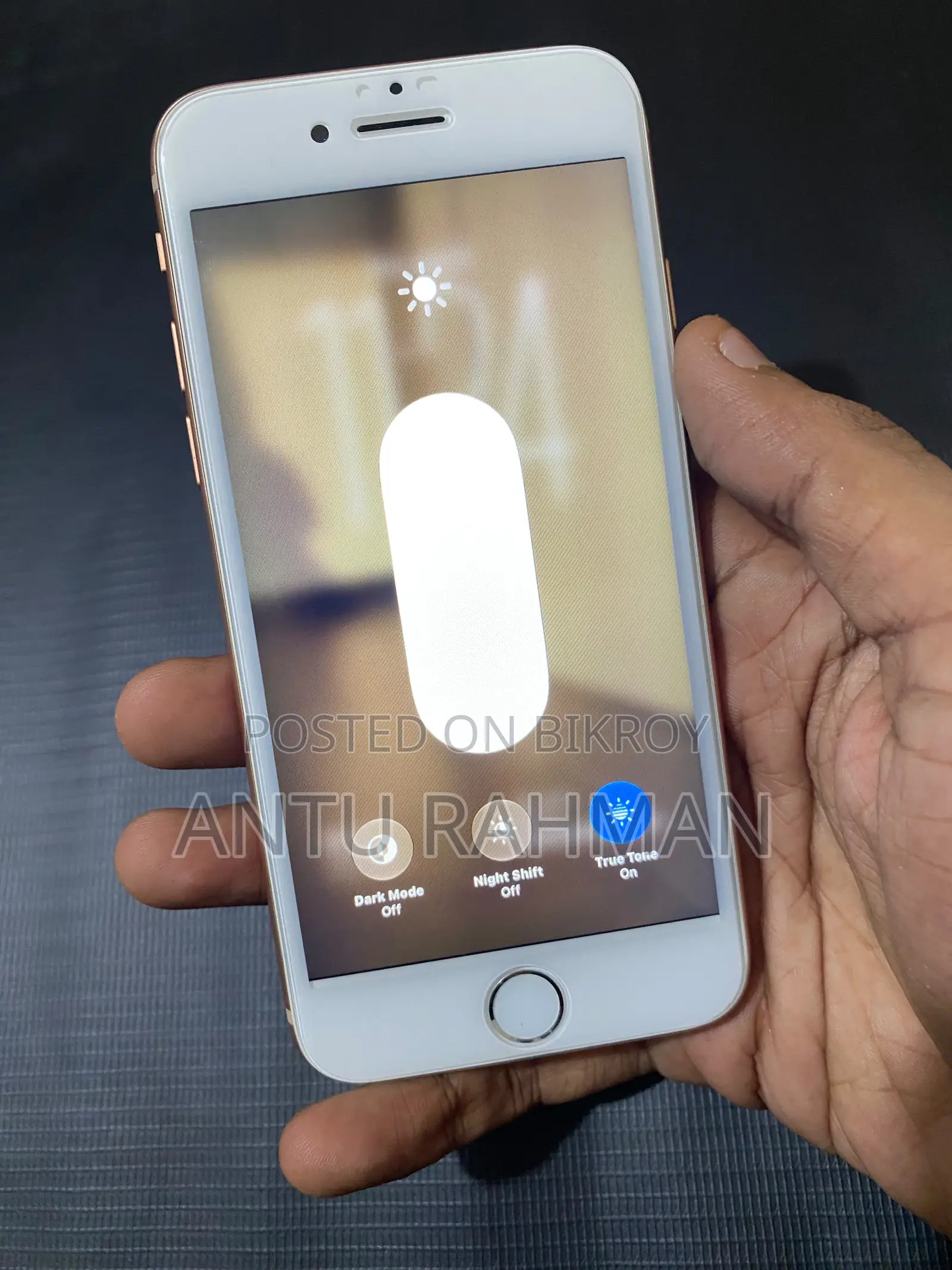 Apple iPhone SE (2020) 128 GB Gold