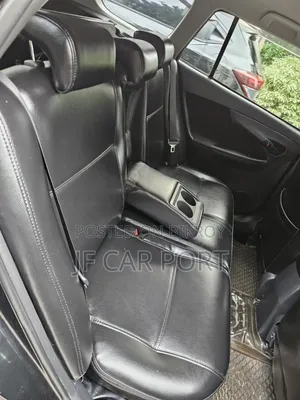 টয়োটা এক্সিও ২০১১ কালো