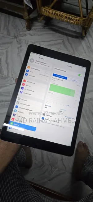 Apple iPad Air 16 GB Gray
