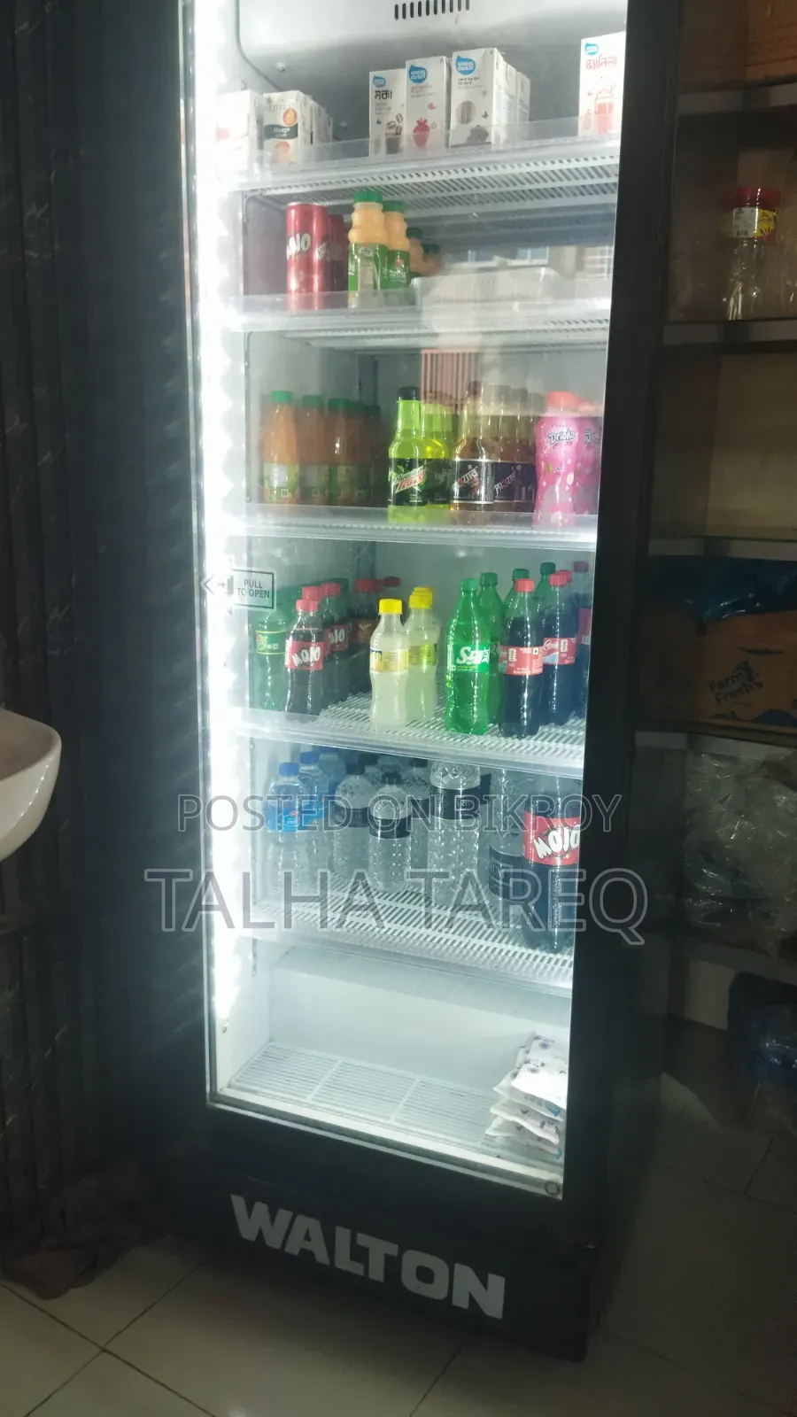 Walton Beverage Cooler Fridge