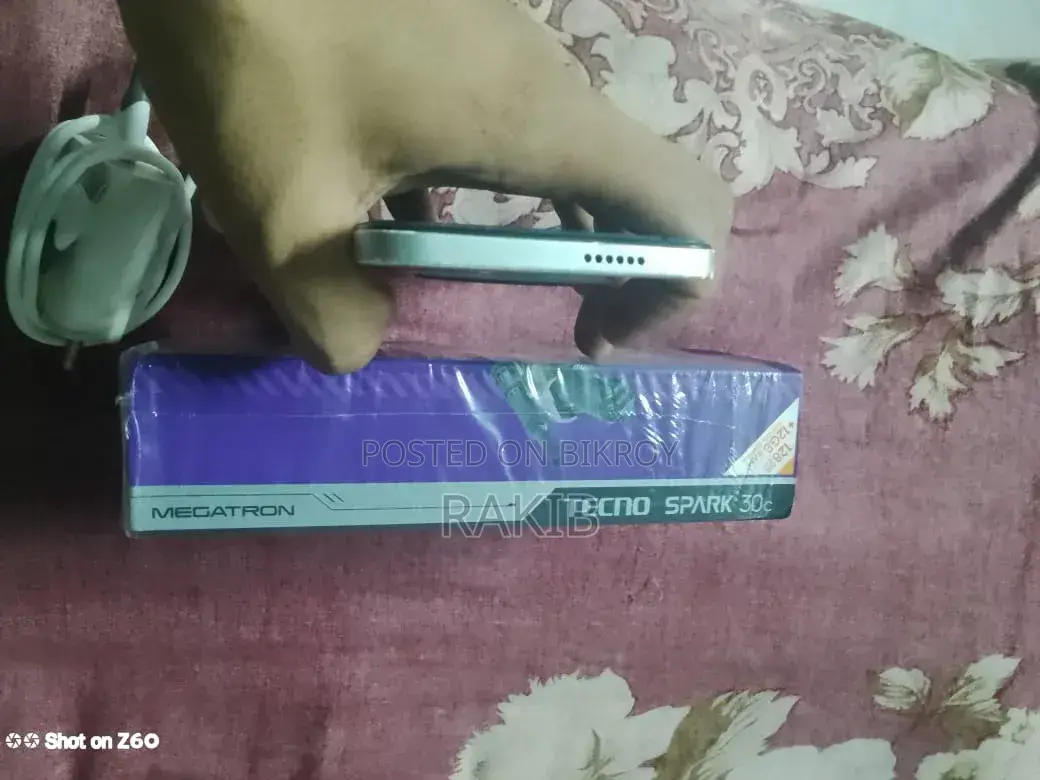 Tecno Spark 30C 128 GB White