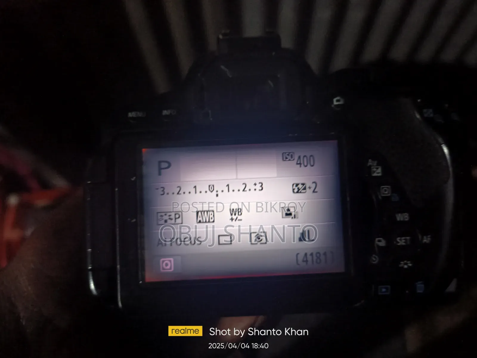Canon 700d, 75/300 Zoom Lens.