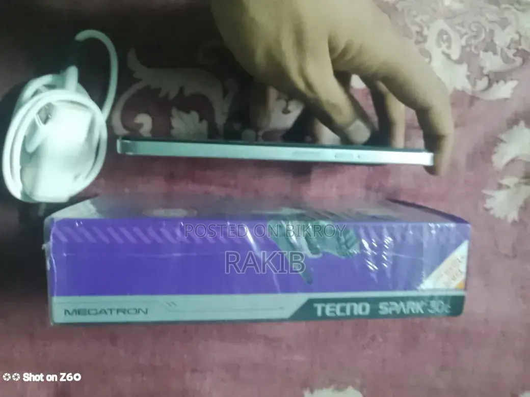 Tecno Spark 30C 128 GB White