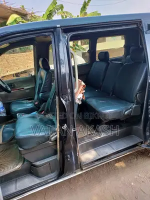 Toyota Noah 2001 Black