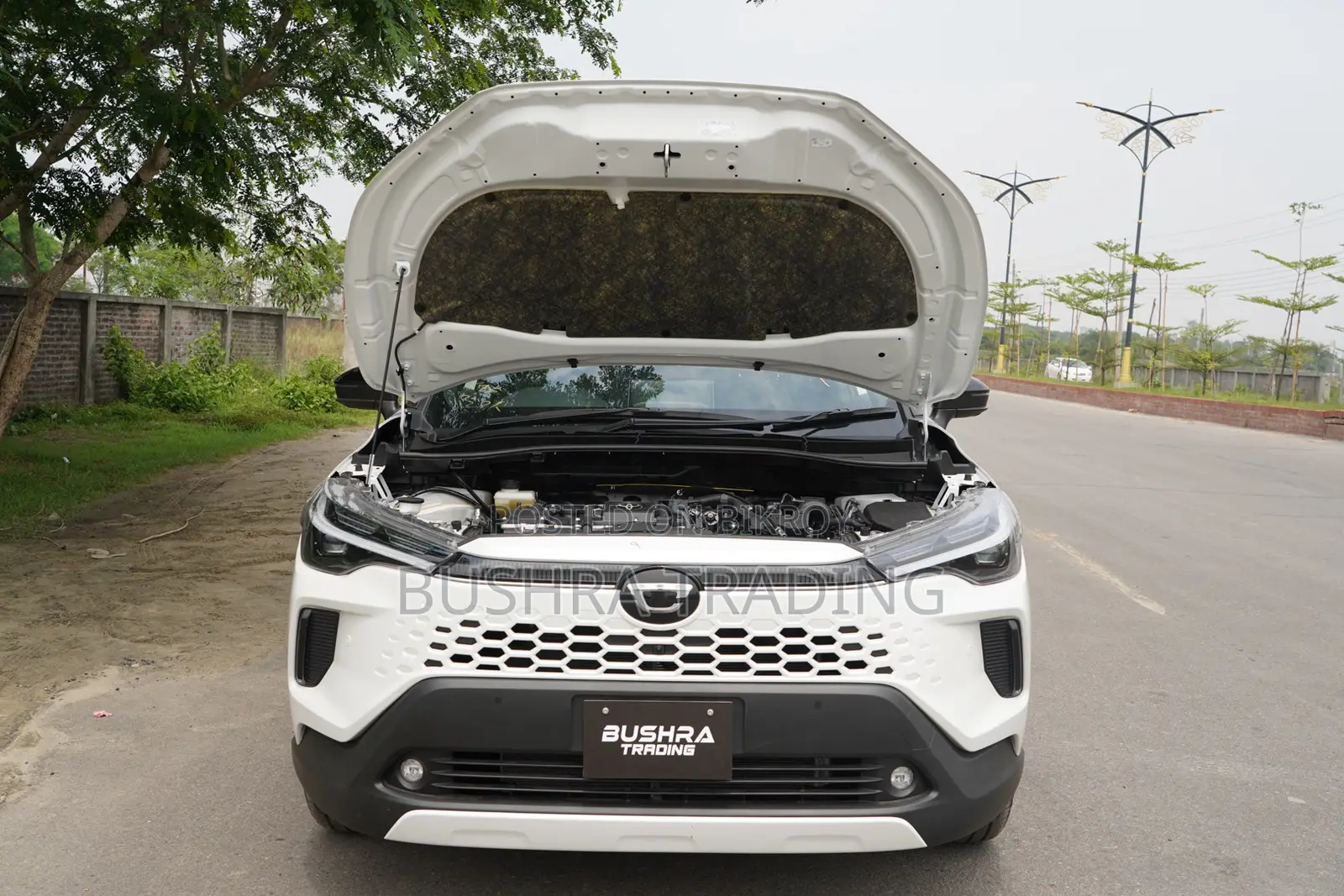 New Toyota Corolla Cross LE 2026 Pearl