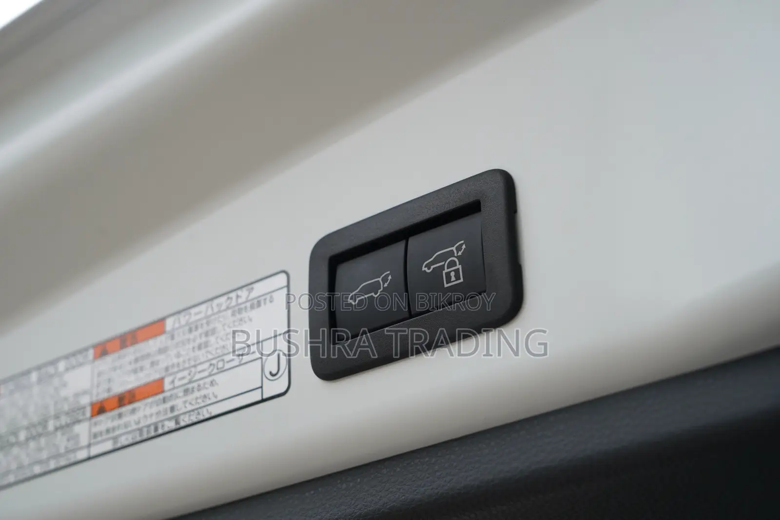 New Toyota Corolla Cross LE 2026 Pearl