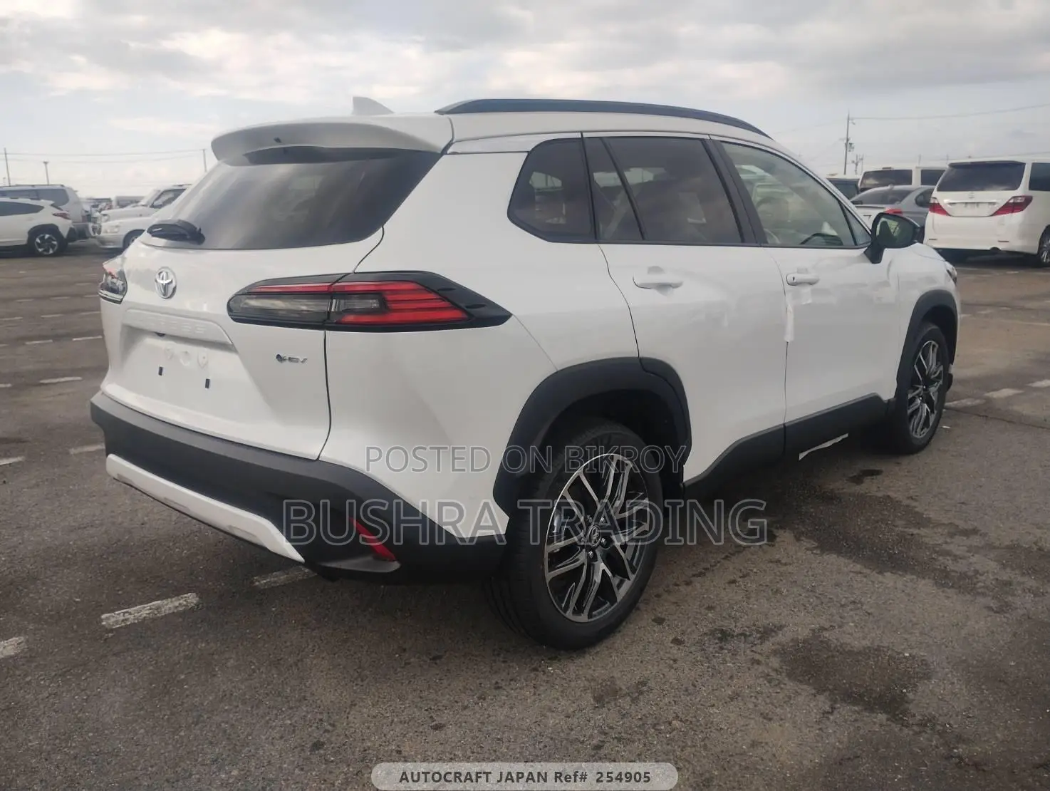 New Toyota Corolla Cross LE 2026 Pearl