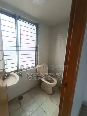 4-bedroom Apartment in Baridhara for Rent
