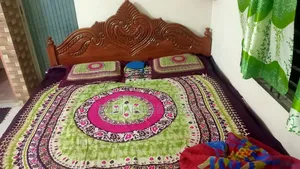 সেম মডেল এর নতুন খাট পাবেন মাত্র 10,000 টাকায়