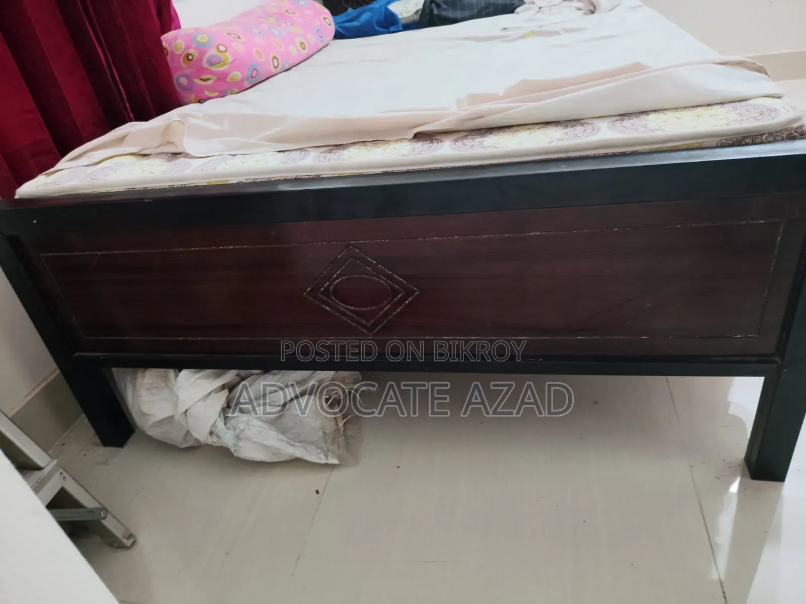 Semi-Double খাট উইথ ম্যাট্রেক্স
