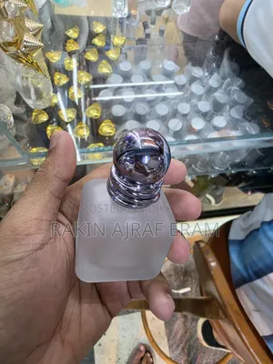 Refillable 30ml Perfume Spray Bottle (Empty Glass Bottle)
