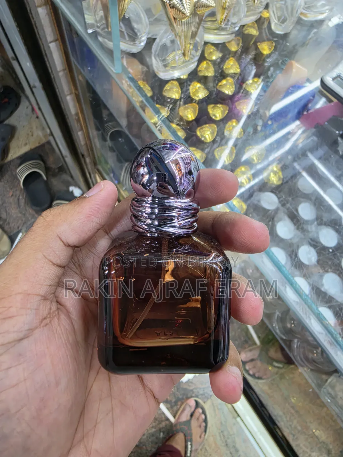 Refillable 30ml Perfume Spray Bottle (Empty Glass Bottle)