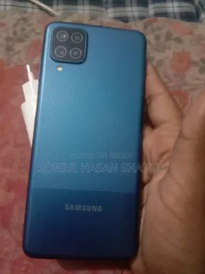 New Samsung Galaxy A12 64 GB Green