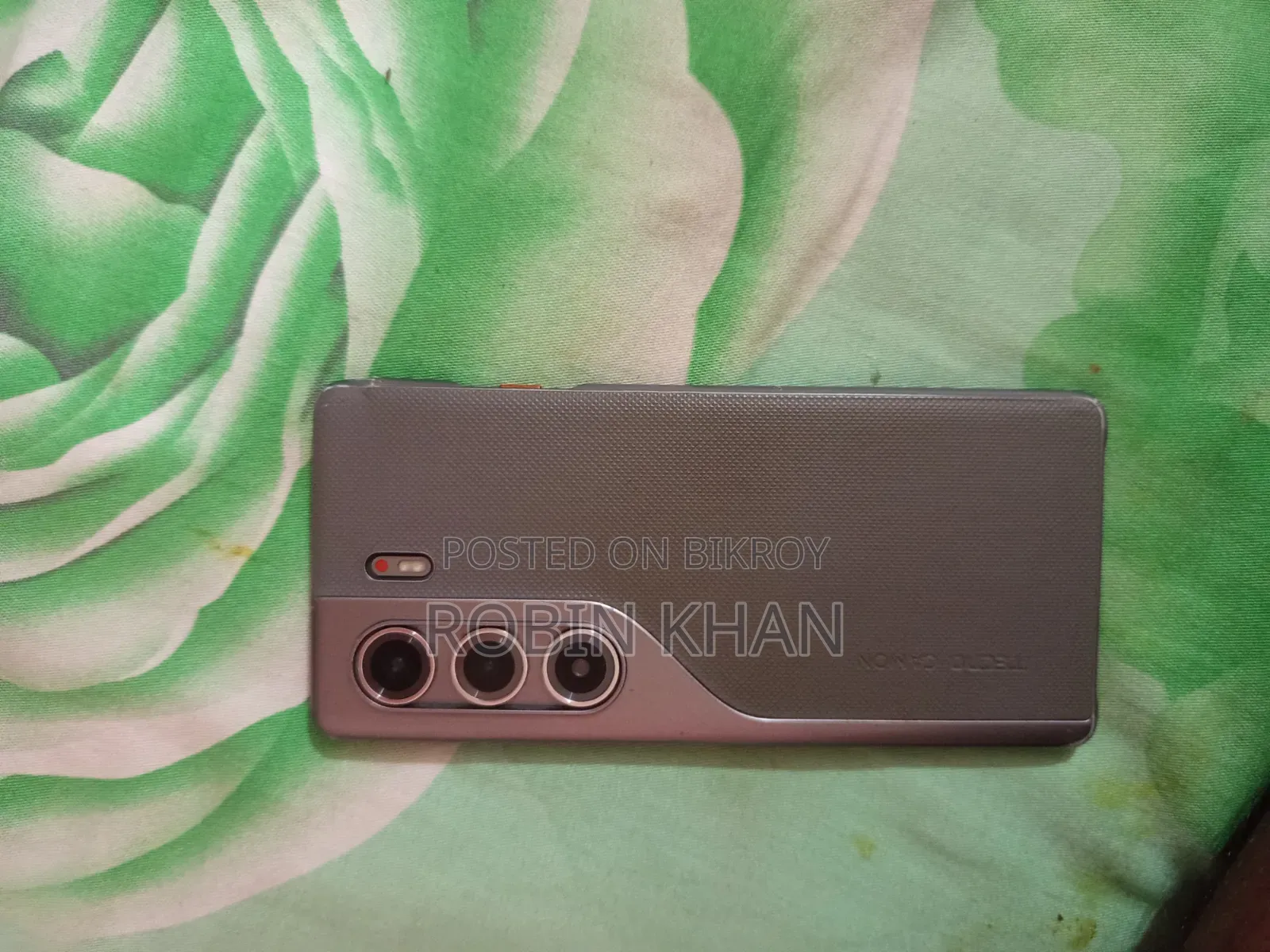 টেকনো ক্যামন ৪০ ২৫৬ জিবি সিলভার