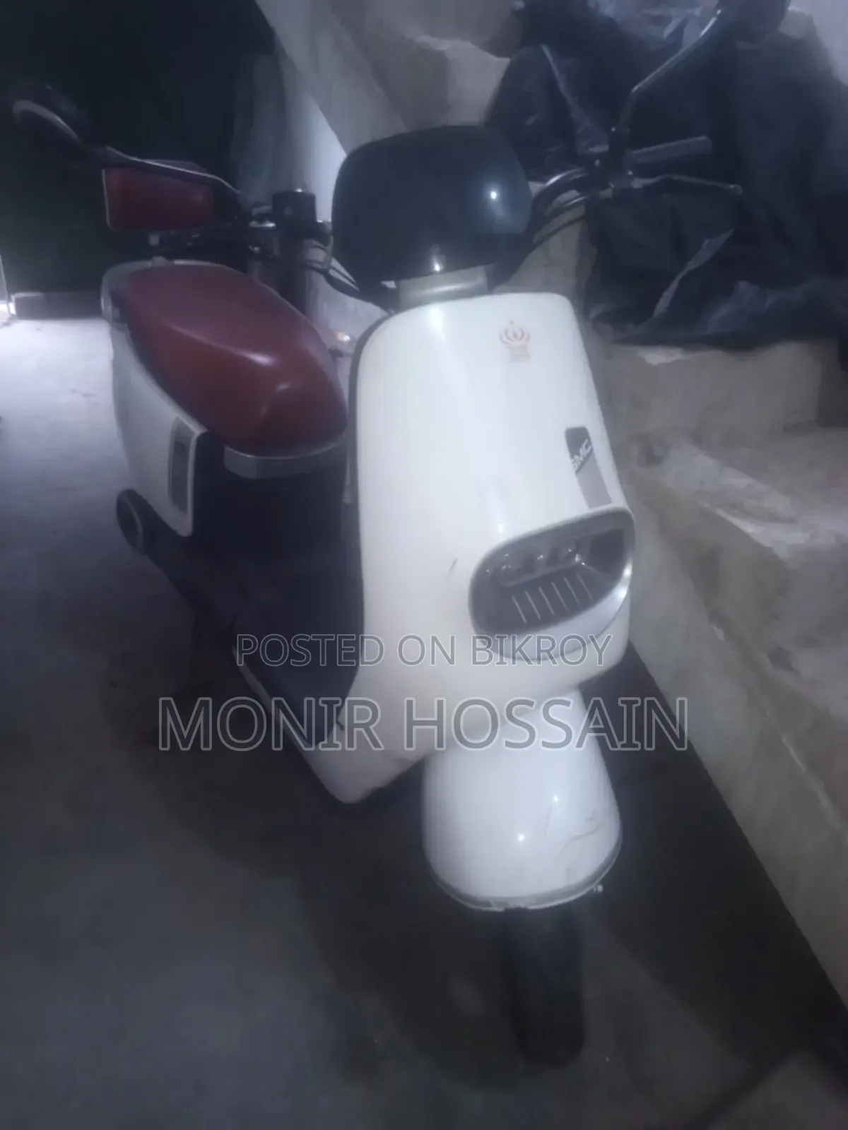 Cushman 2025 White