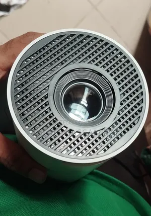 Hy300 Pro অ্যান্ড্রয়েড স্মার্ট প্রজেক্টর