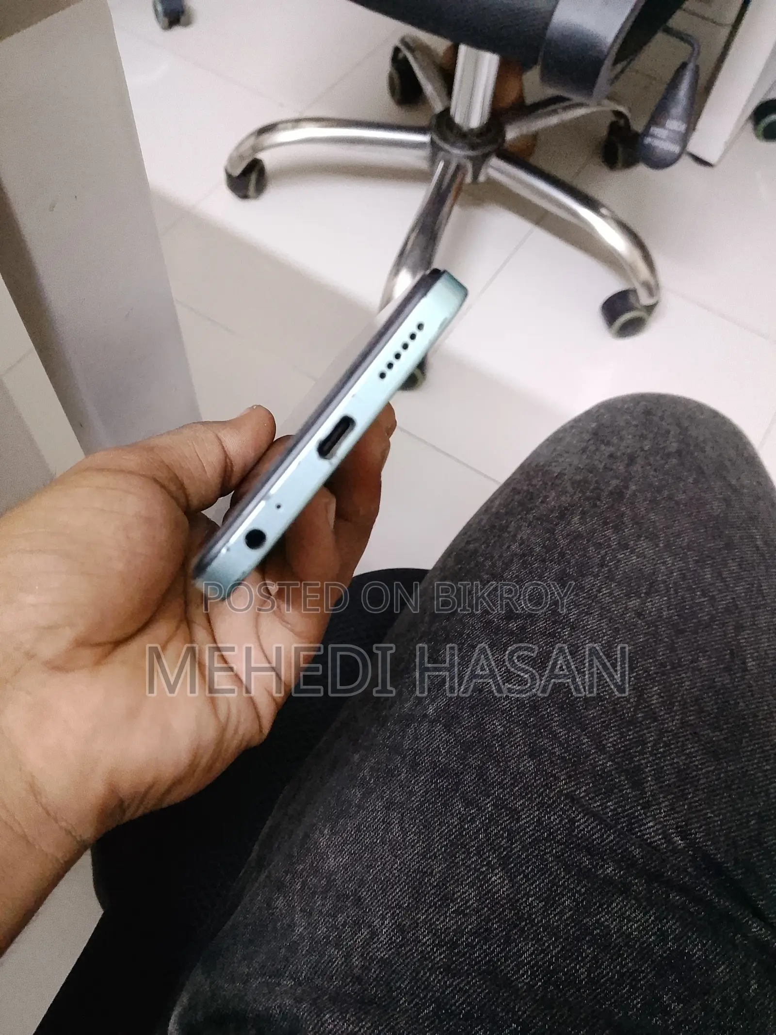 ইনফিনিক্স স্মার্ট ৮ ৬৪ জিবি ব্লু