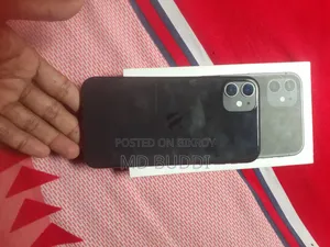 Apple iPhone 11 64 GB Black