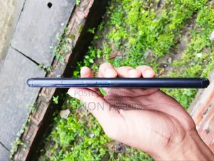 ইনফিনিক্স হট ১০ ১২৮ জিবি ব্লু