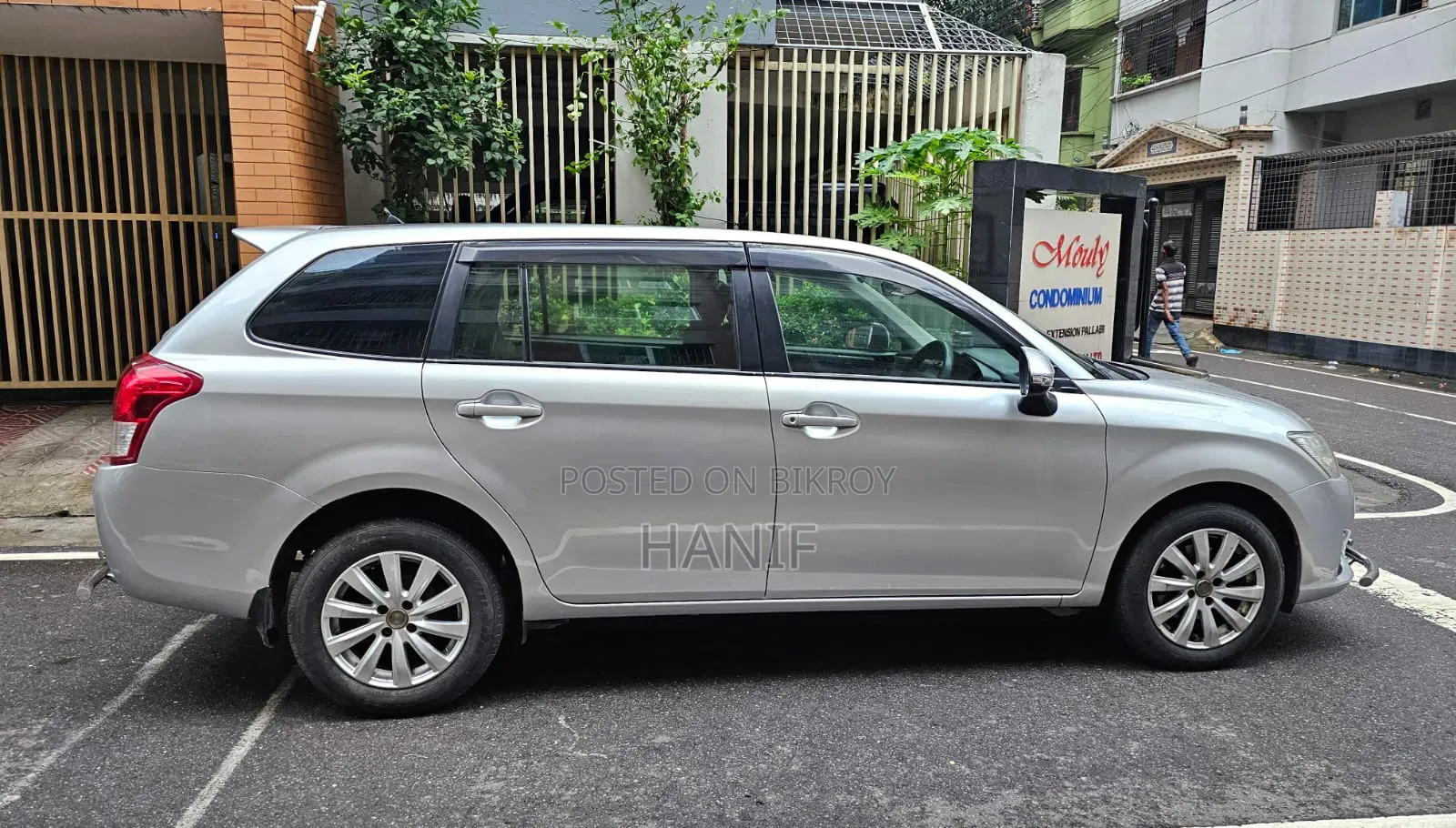 Toyota Axio 2012 Silver