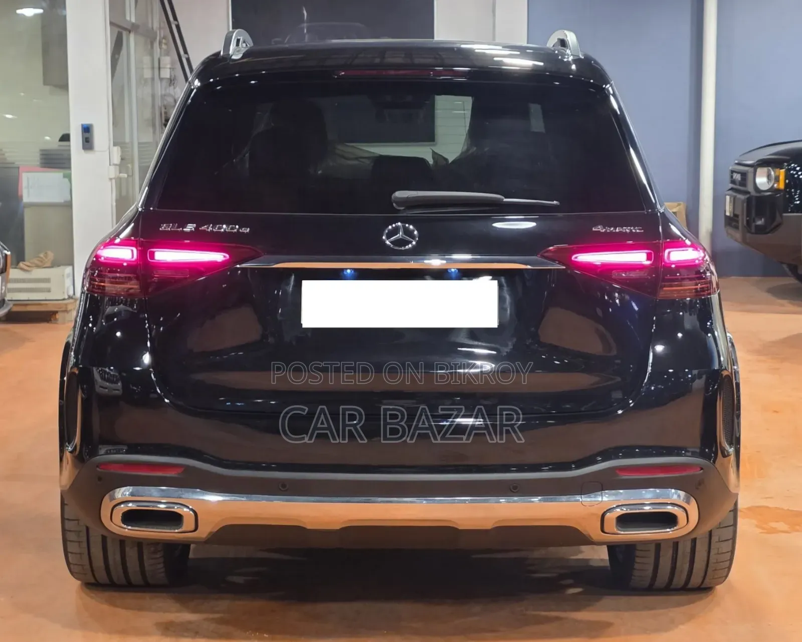 New Mercedes-Benz E400 2025 Black