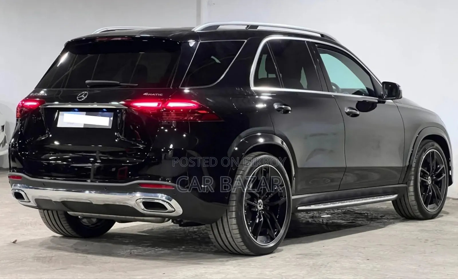 New Mercedes-Benz E400 2025 Black