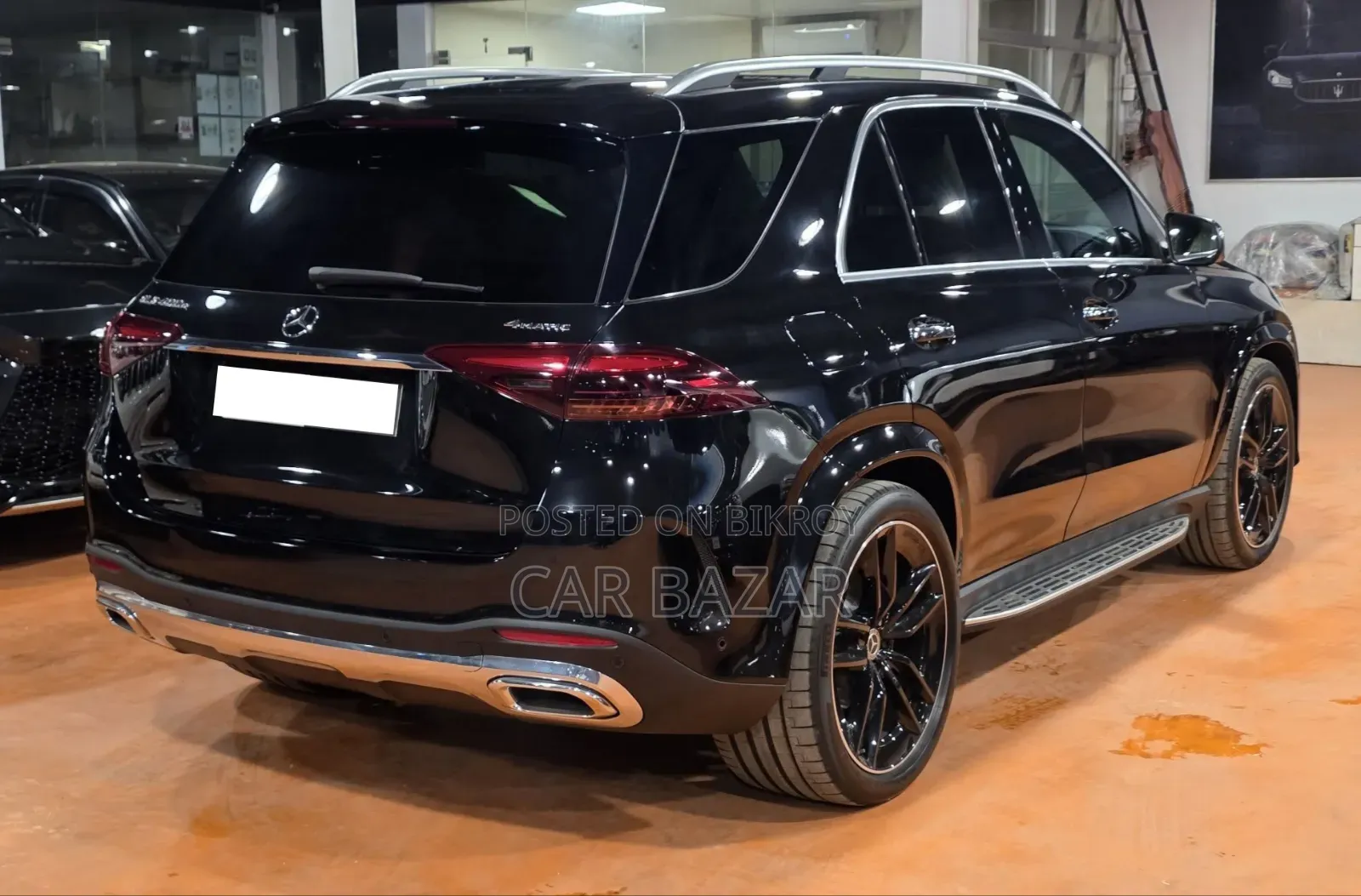 New Mercedes-Benz E400 2025 Black