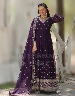প্রিমিয়াম থ্রি-পিস পার্টি গাউন