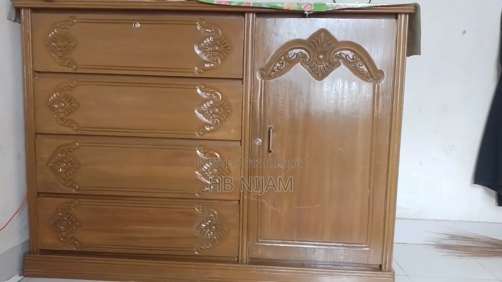 Segun Wood Wardrobe