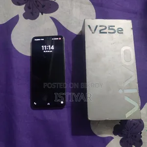 Vivo V25e 128 GB Orange