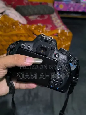 ক্যানন ৭০০ডি