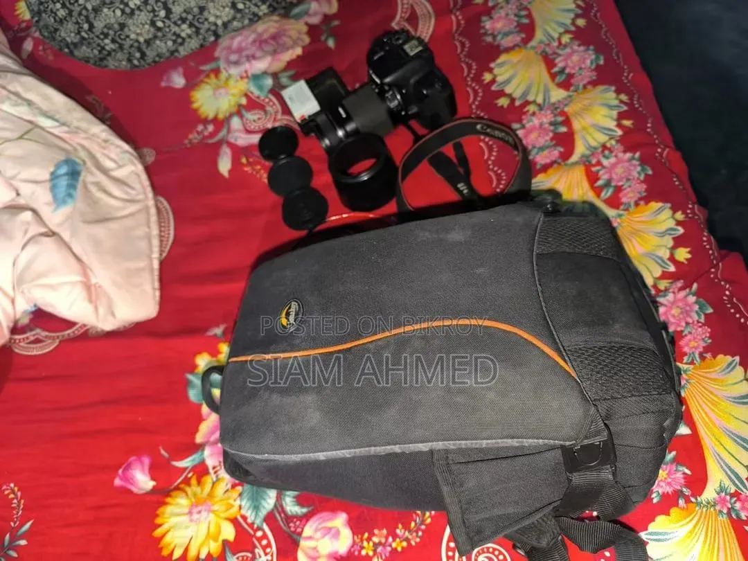 ক্যানন ৭০০ডি