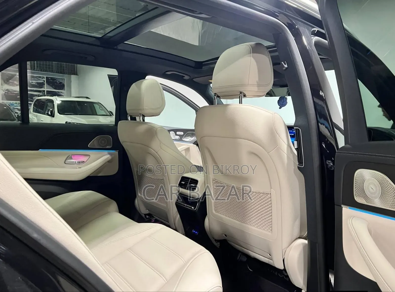 New Mercedes-Benz E400 2025 Black