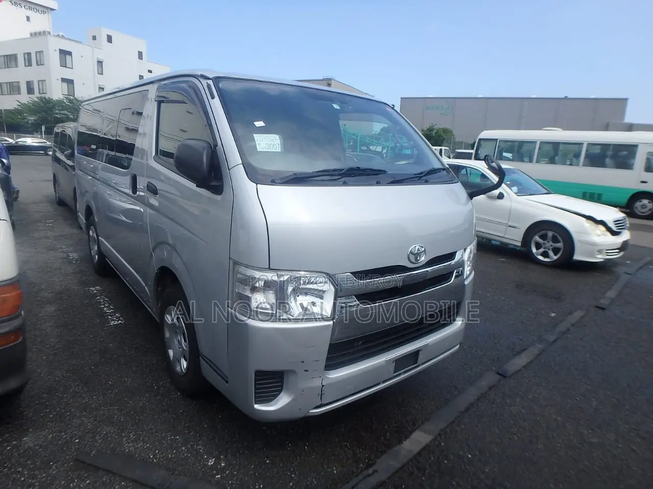 Toyota HiAce 2021 Silver
