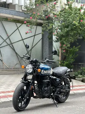 Royal Enfield Hunter 350 2025 Blue