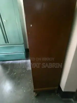 শোকেস