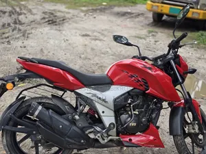 TVS Apache RTR 160 4V 2022 Red