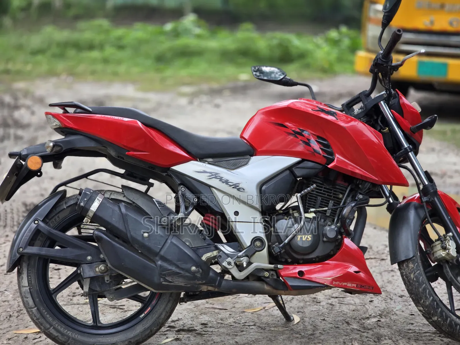 TVS Apache RTR 160 4V 2022 Red