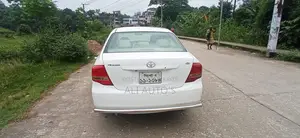 Toyota Axio 2010 White