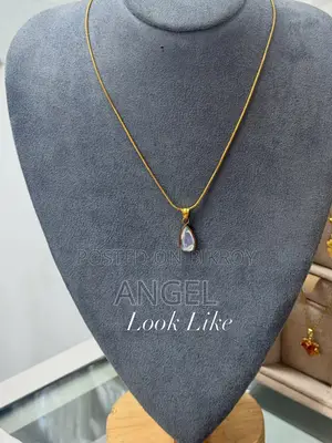 Water Drop Style Pendent With Stainless Steel Neckpiece