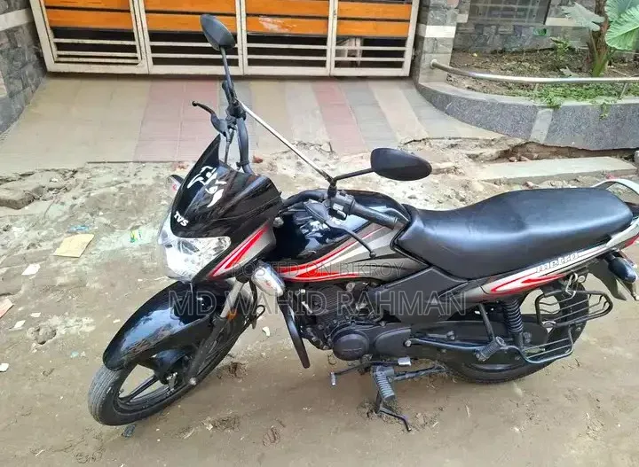 TVS Metro 2020 Black