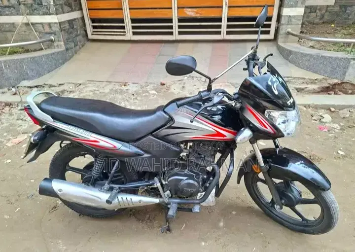 TVS Metro 2020 Black