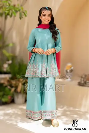 Premium Diamond Georgette Three Piece