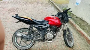 Bajaj Pulsar 150 2017 Red