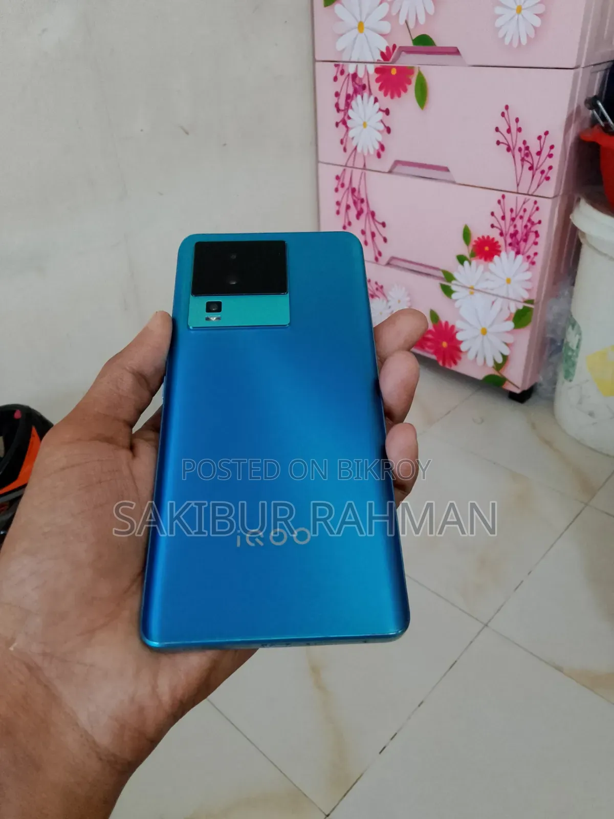 iQOO 128 GB Blue