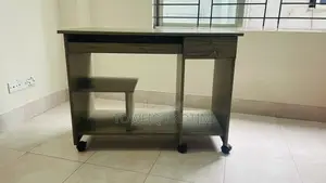 Hatil Computer Table Dexter-104