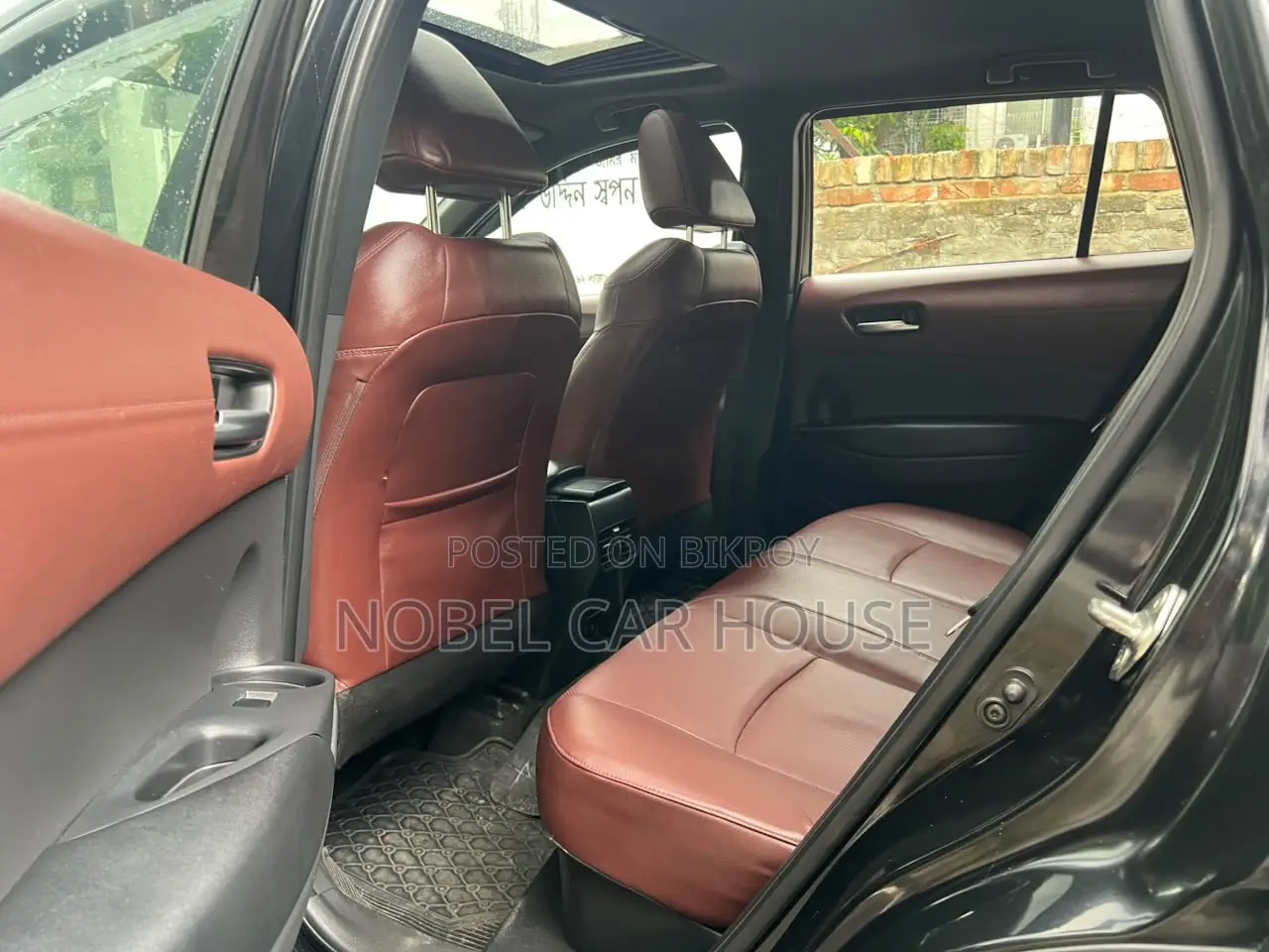 Toyota Corolla Cross 1.8 Hybrid AWD 2021 Black