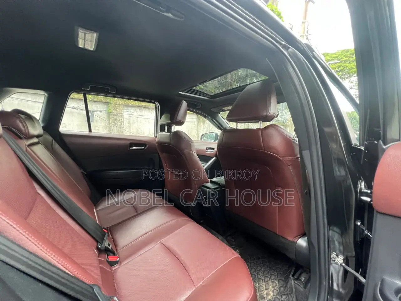 Toyota Corolla Cross 1.8 Hybrid AWD 2021 Black
