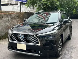Toyota Corolla Cross 1.8 Hybrid AWD 2021 Black