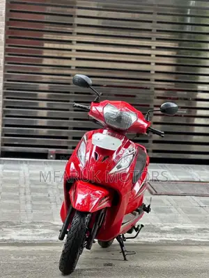 TVS Wego 2022 Red
